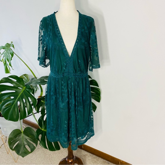 Bella Ella Light My Fire dress - Picture 2 of 10